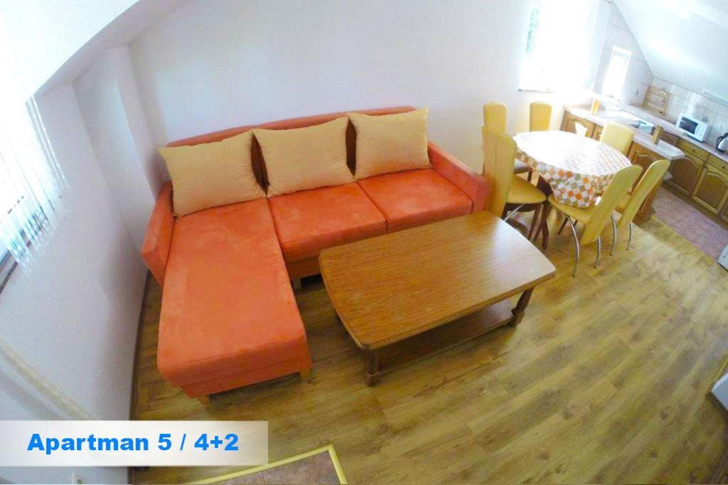 Villa Kristinka โวดีเซ ภายนอก รูปภาพ